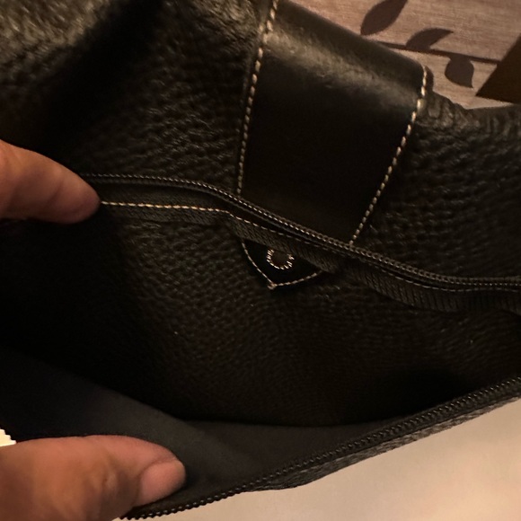 Paquetage Paris Pebbled Leather Messenger Bag - Picture 6 of 9